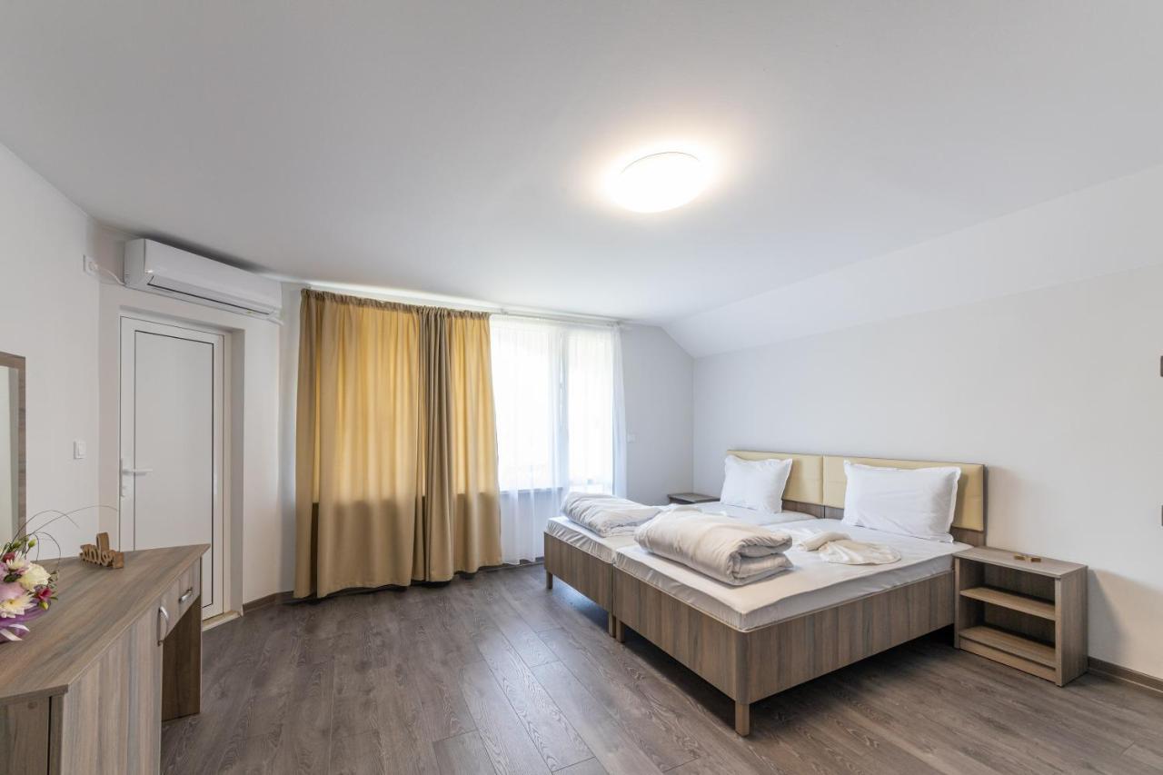 Мотел "Релакс" Motel "Relax", Балчик, Exterior foto